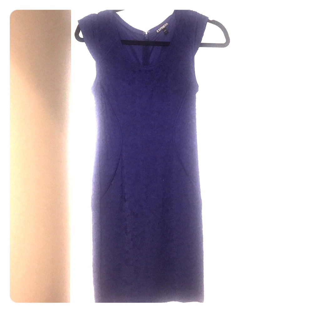 Mini lace dress